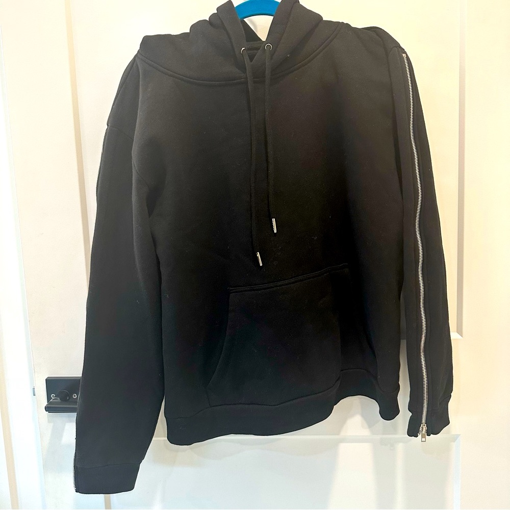 Fashion Nova Black Hoodie with Zippered Sleeves Size 1XL